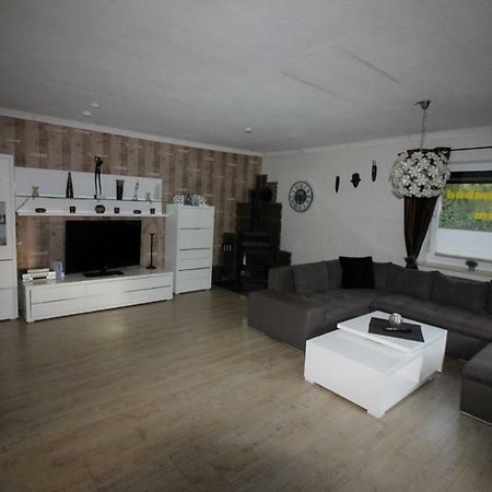 Haus Abbi, Ferienwohnung Mit Schwimmbad Hage المظهر الخارجي الصورة