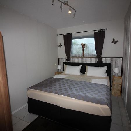 Haus Abbi, Ferienwohnung Mit Schwimmbad Hage المظهر الخارجي الصورة