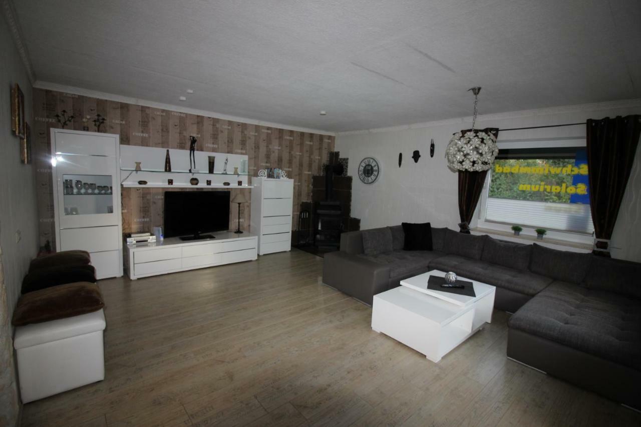 Haus Abbi, Ferienwohnung Mit Schwimmbad Hage المظهر الخارجي الصورة